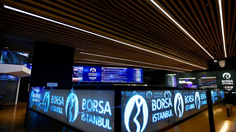 BIST 100 endeksi güne 14.522,55 puandan başladı