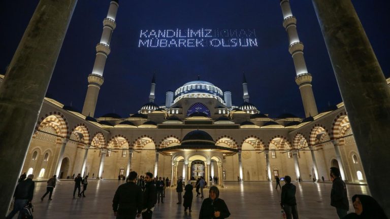 Mevlid Kandili bugün idrak edilecek