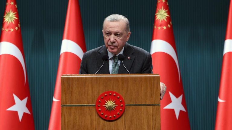 Cumhurbaşkanı Erdoğan, '26 Eylül Türk Dil Bayramı'nı kutladı