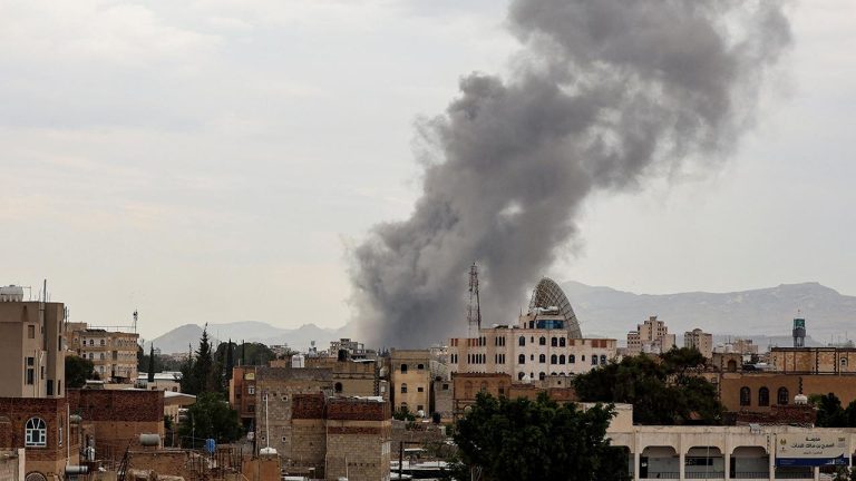 Yemen'de Taiz ve Lahic cephelerinde çatışmalar şiddetlendi