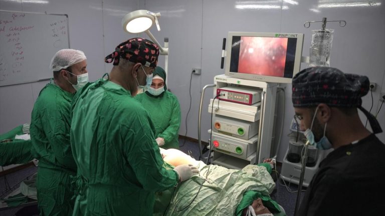 Gazze'de 21 bin 468 hasta ve yaralı tahliye bekliyor