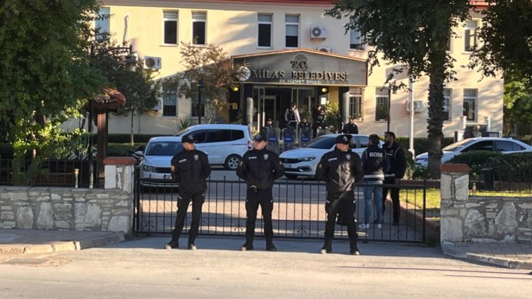 Muğla merkezli ihale soruşturmasında 18 tutuklama